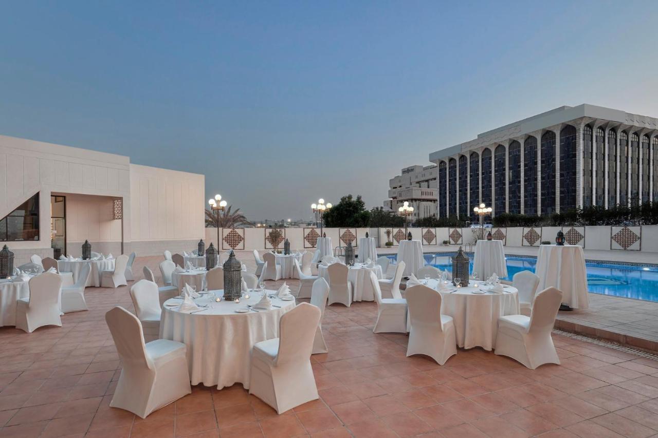 Crowne Plaza Riyadh Palace, An Ihg Hotel Dış mekan fotoğraf
